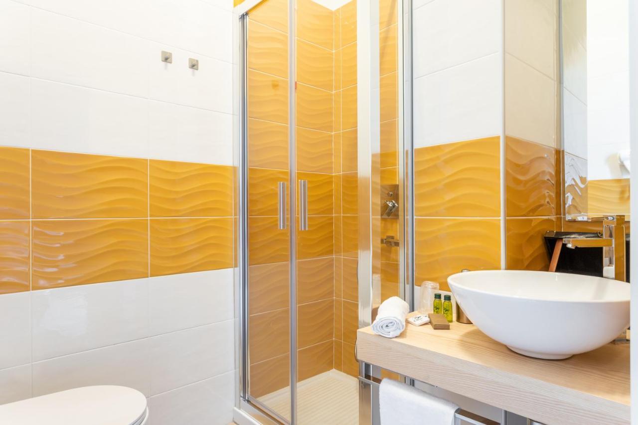 Quartu SantʼElena Domus Laetitiae Rooms & Apartments מראה חיצוני תמונה