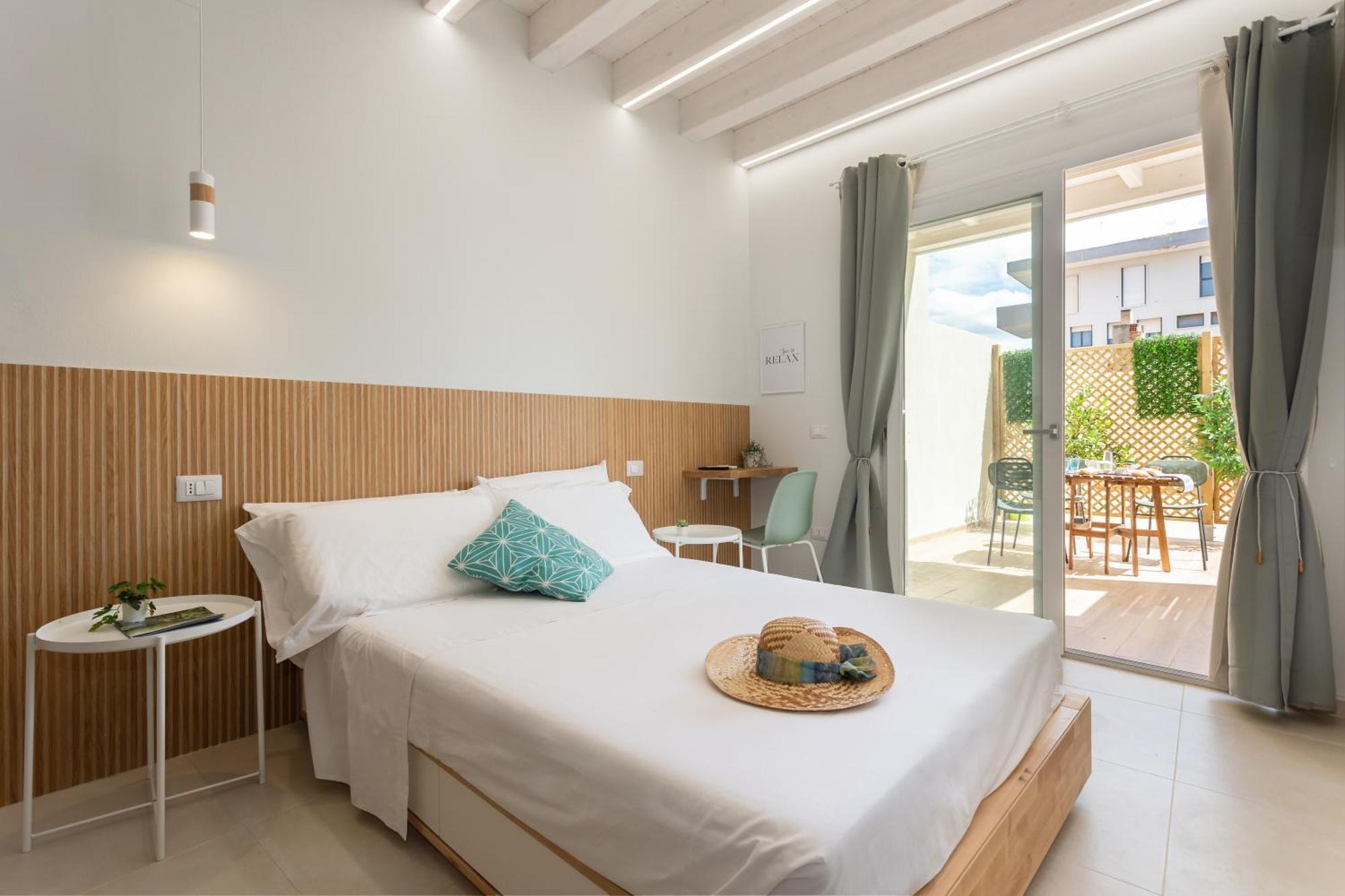 Quartu SantʼElena Domus Laetitiae Rooms & Apartments מראה חיצוני תמונה